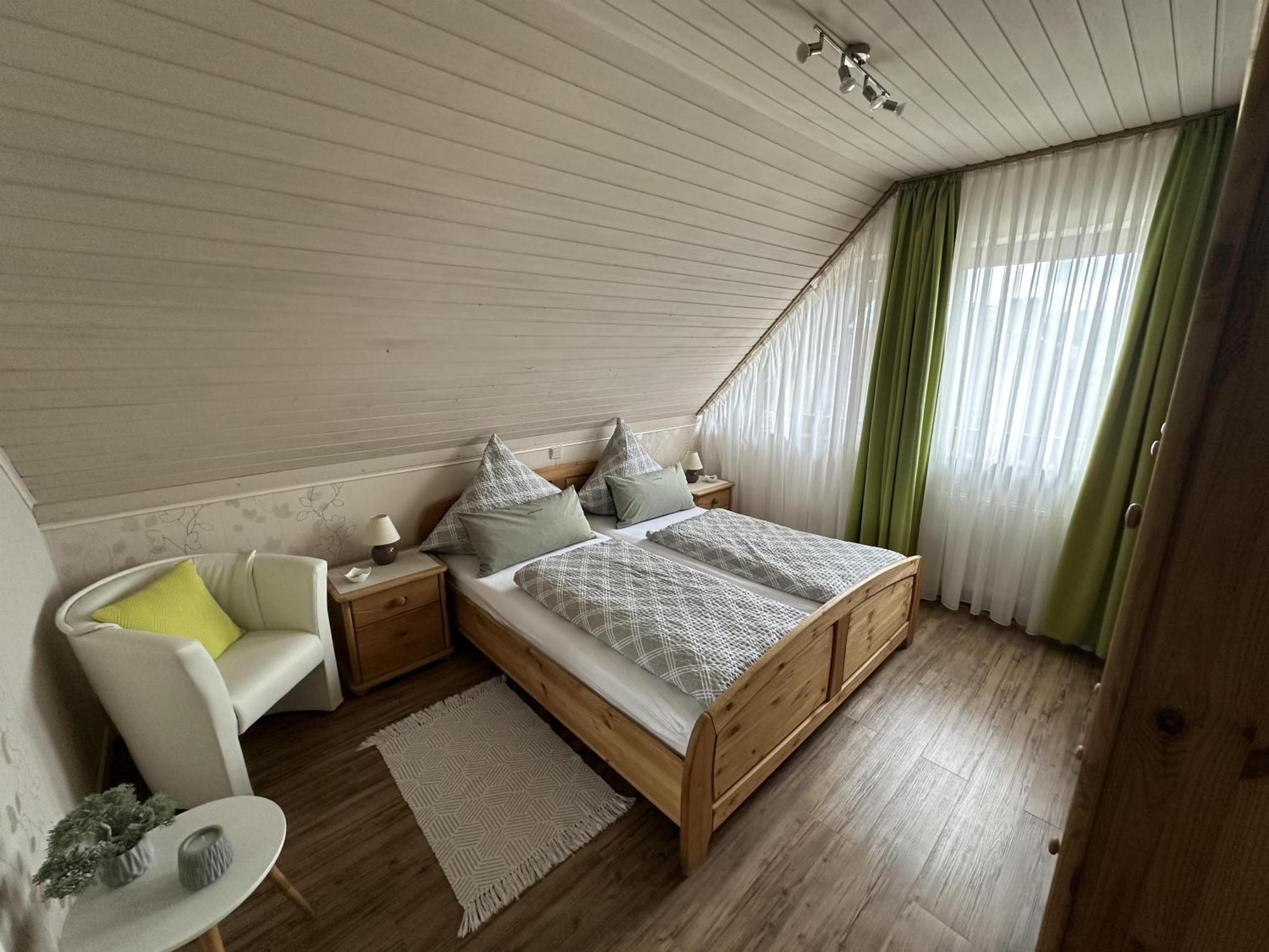 Ferienwohnung Traumpfadblick Rhens Esterno foto